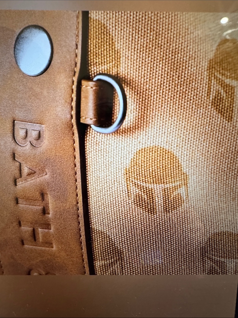 Star Wars Mythosaur Messenger Bag Mandalorian and Grogu - Picture 2 of 13